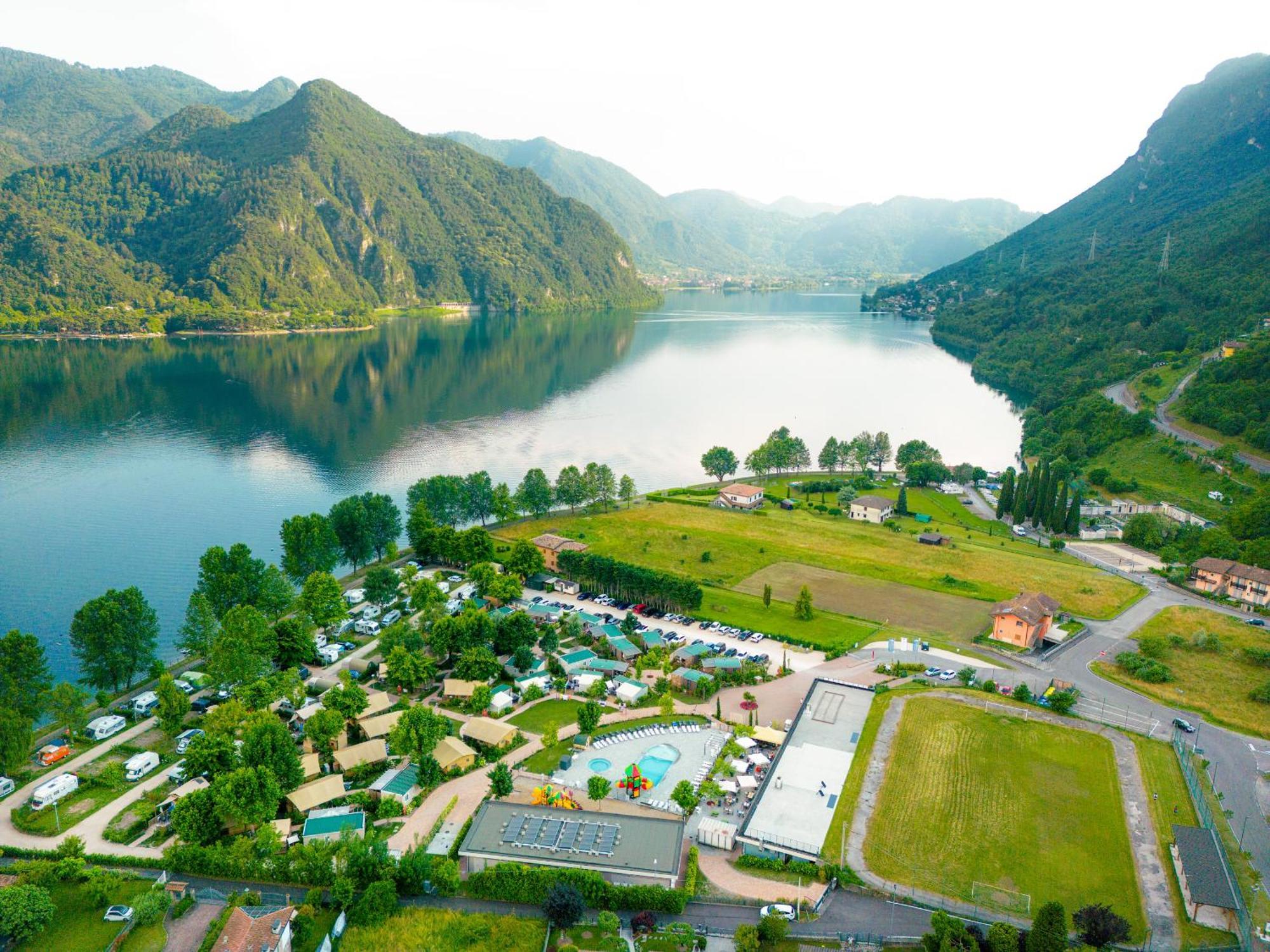 Lago Idro Glamping Boutique Anfo Exterior photo