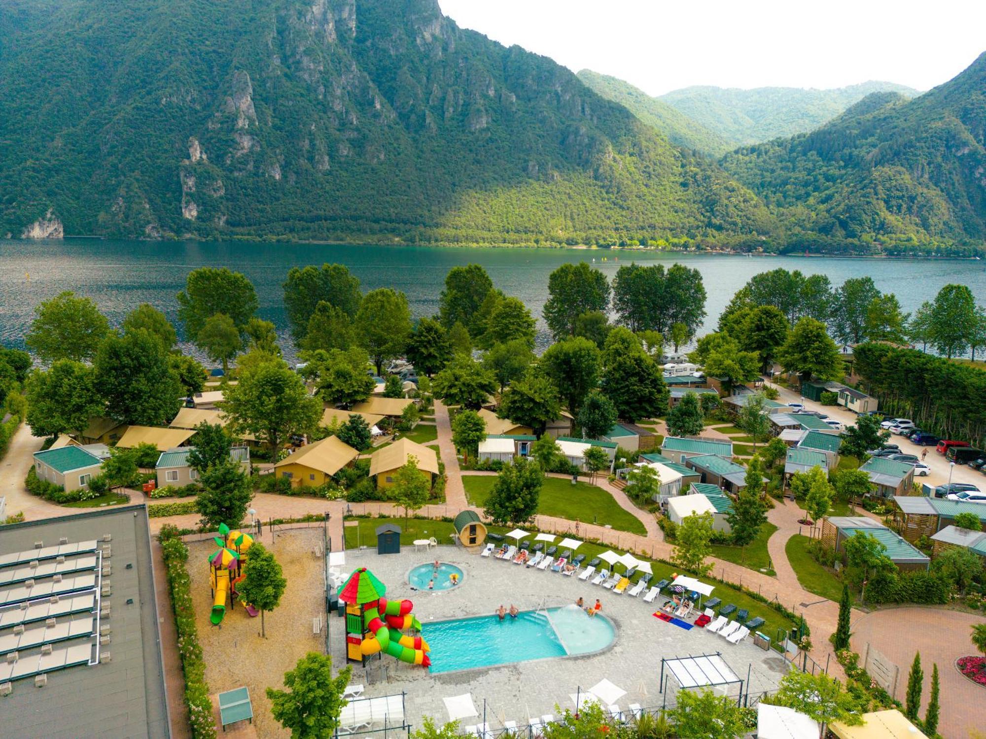 Lago Idro Glamping Boutique Anfo Exterior photo